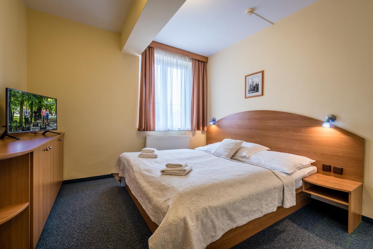Penzion Fontana Bešeňová Exterior foto