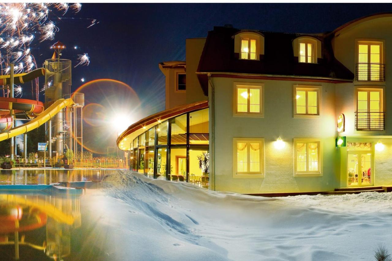 Penzion Fontana Bešeňová Exterior foto